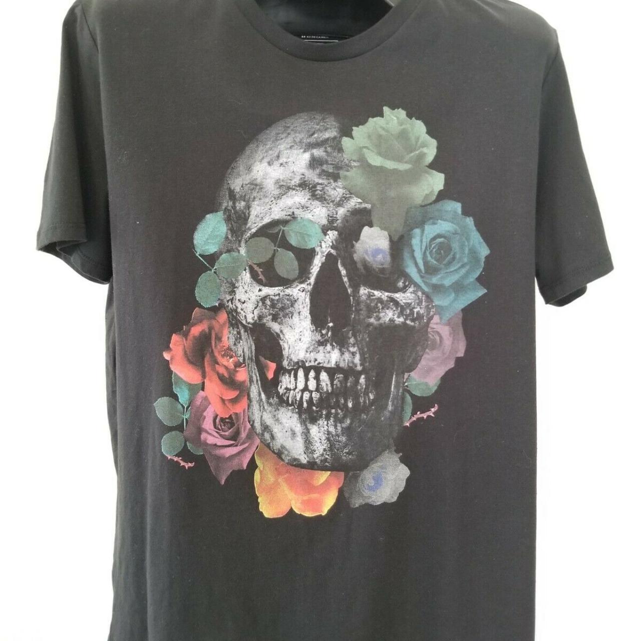 guess skull shirt