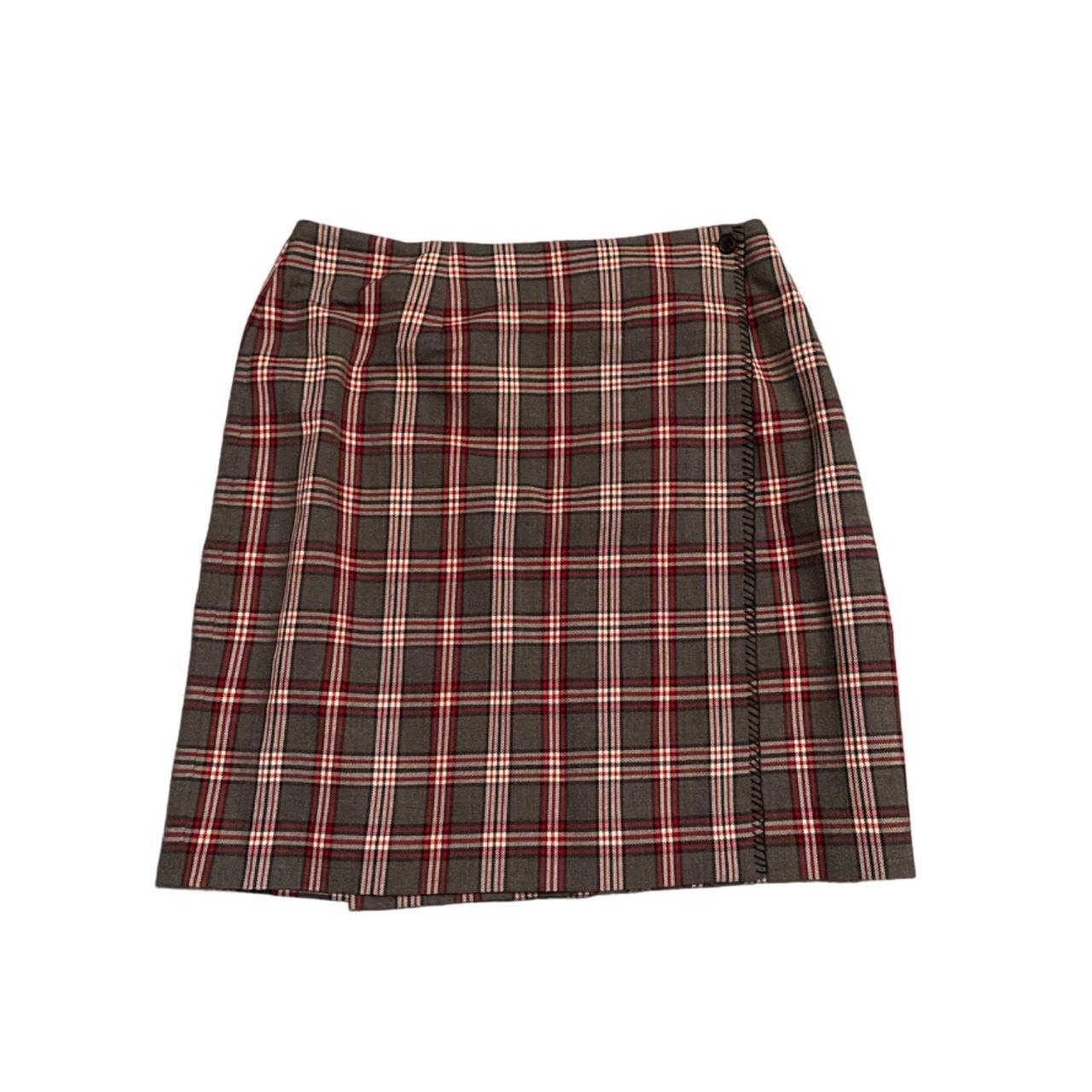 𐐪𐑂‧₊˚fall plaid red n gray skirt 𐐪𐑂‎‧₊˚ - nice... - Depop