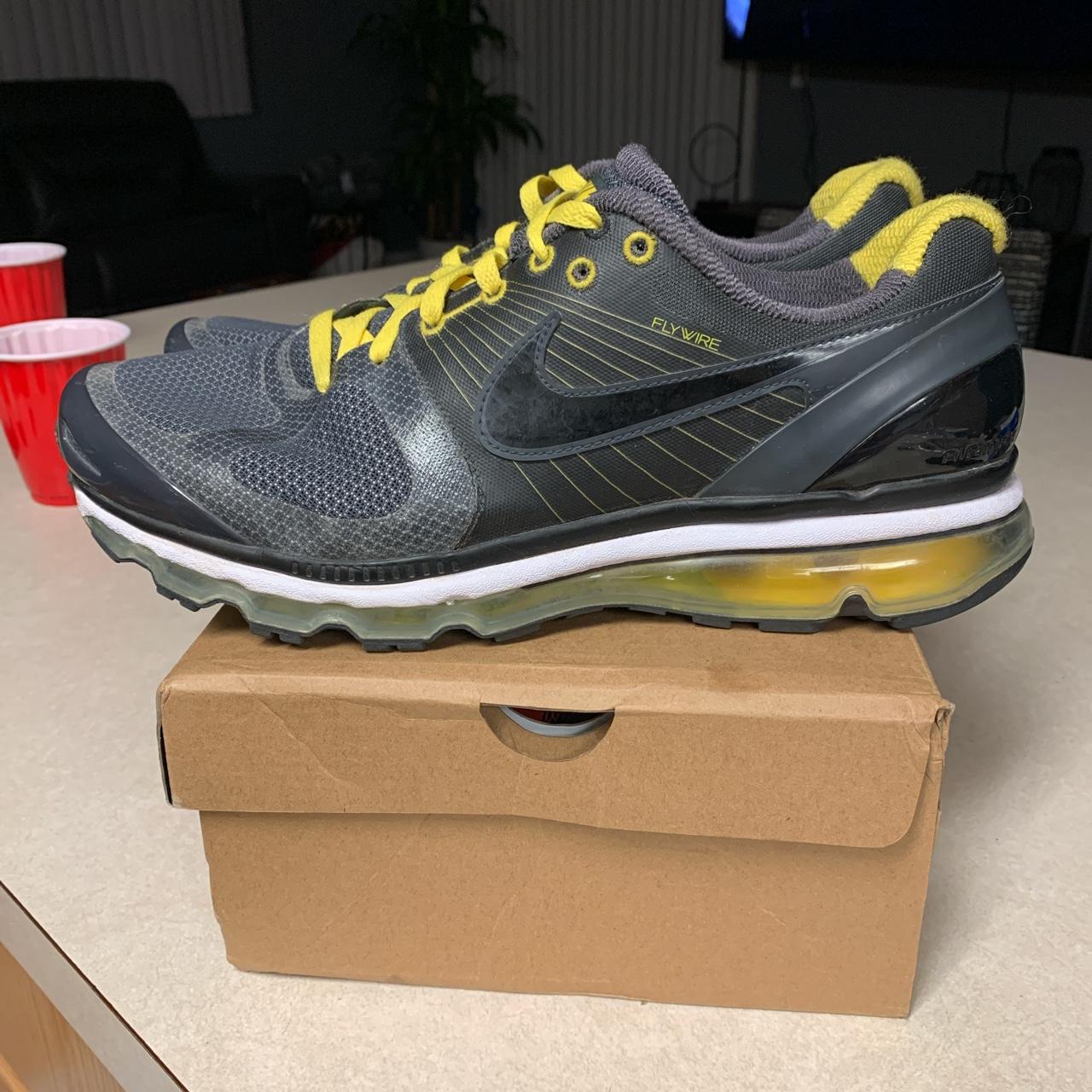 nike air max 2010 yellow