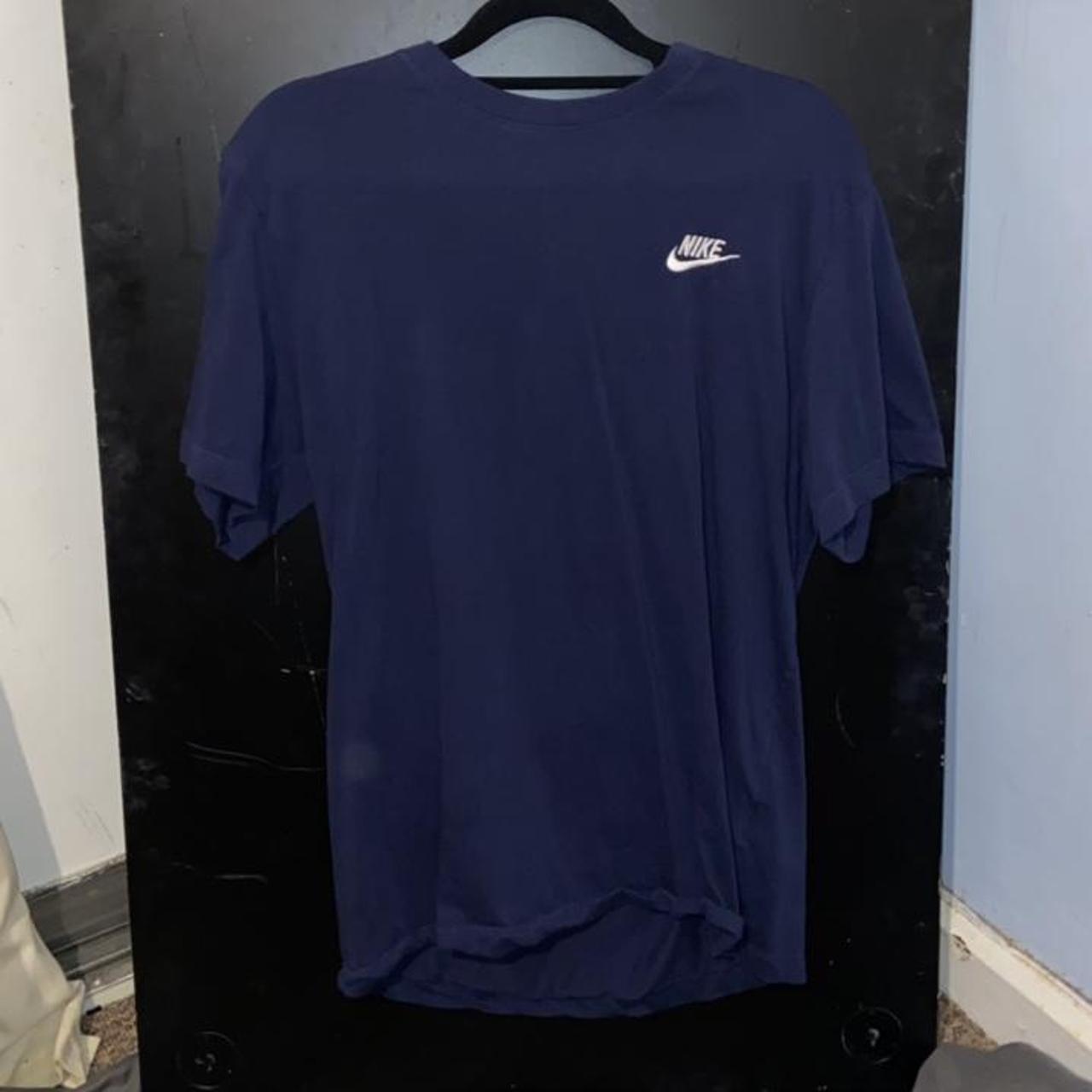 mens navy nike t shirt