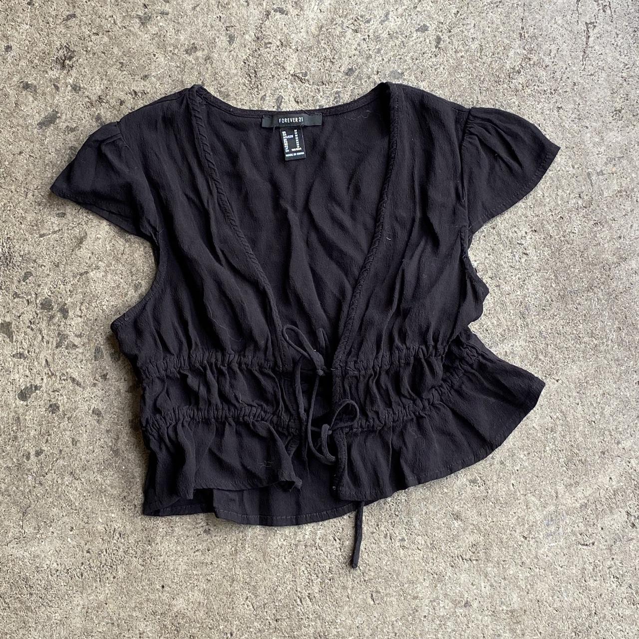 BLACK BABYDOLL TOPNN💌 babydoll style w double tie... Depop