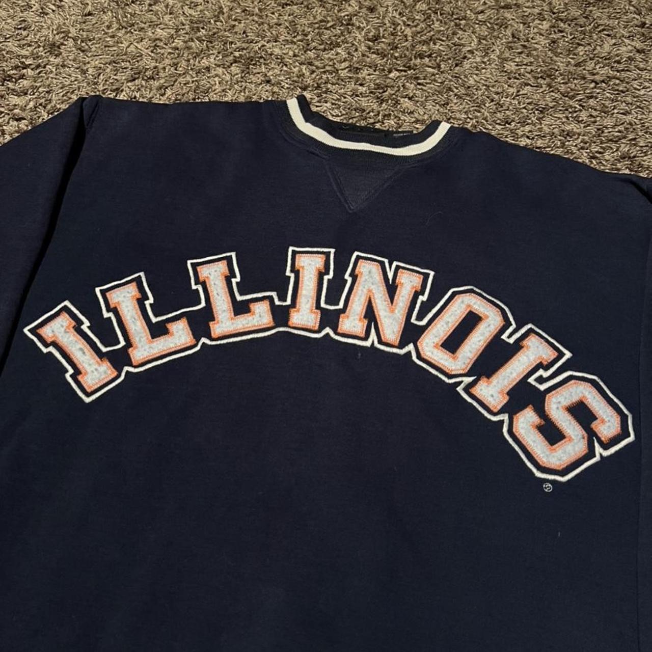 Vintage 90s University of Illinois script spellout... - Depop