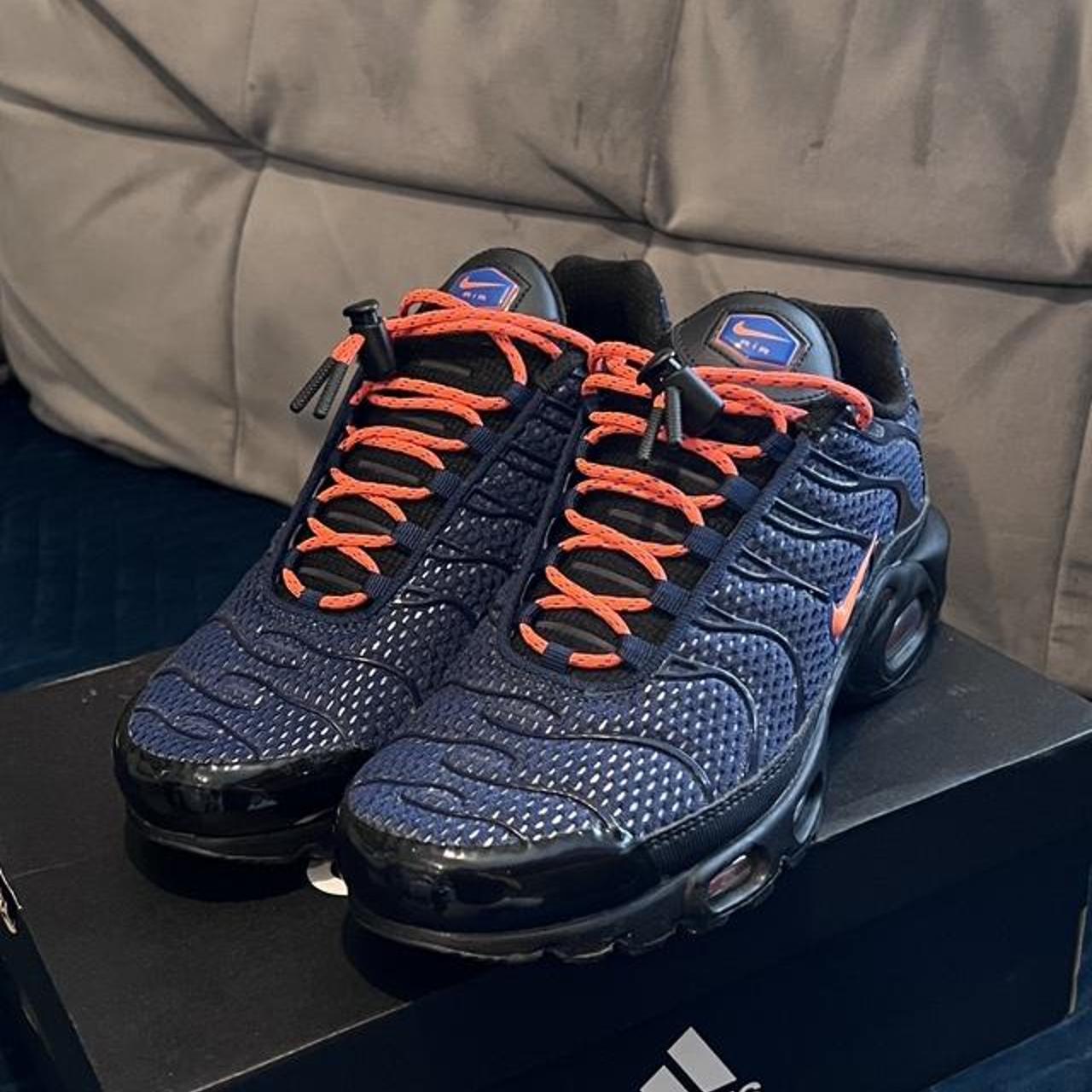 blue and orange tns