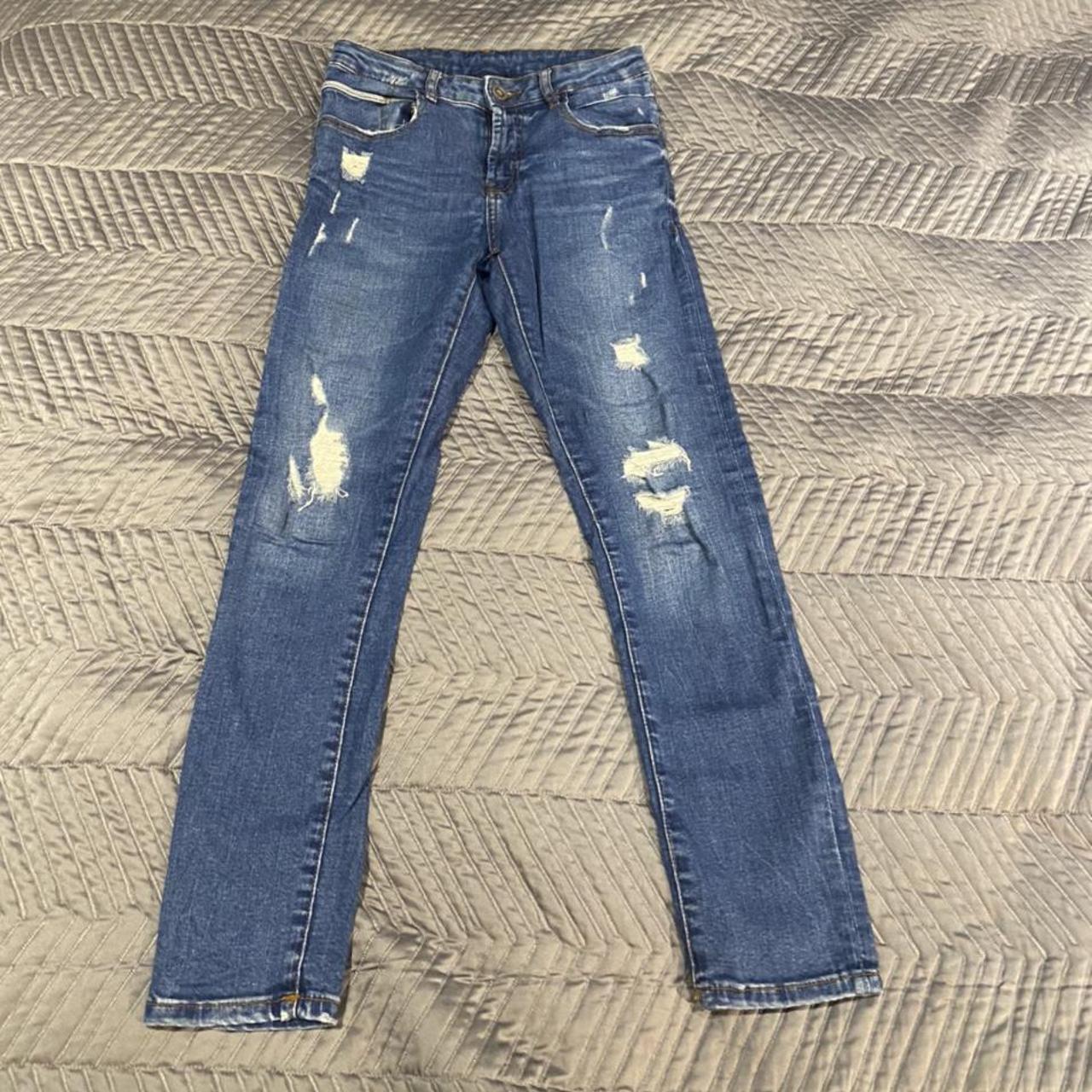 Zara Lower rise ripped jeans size 6 U.K. worn quite... - Depop