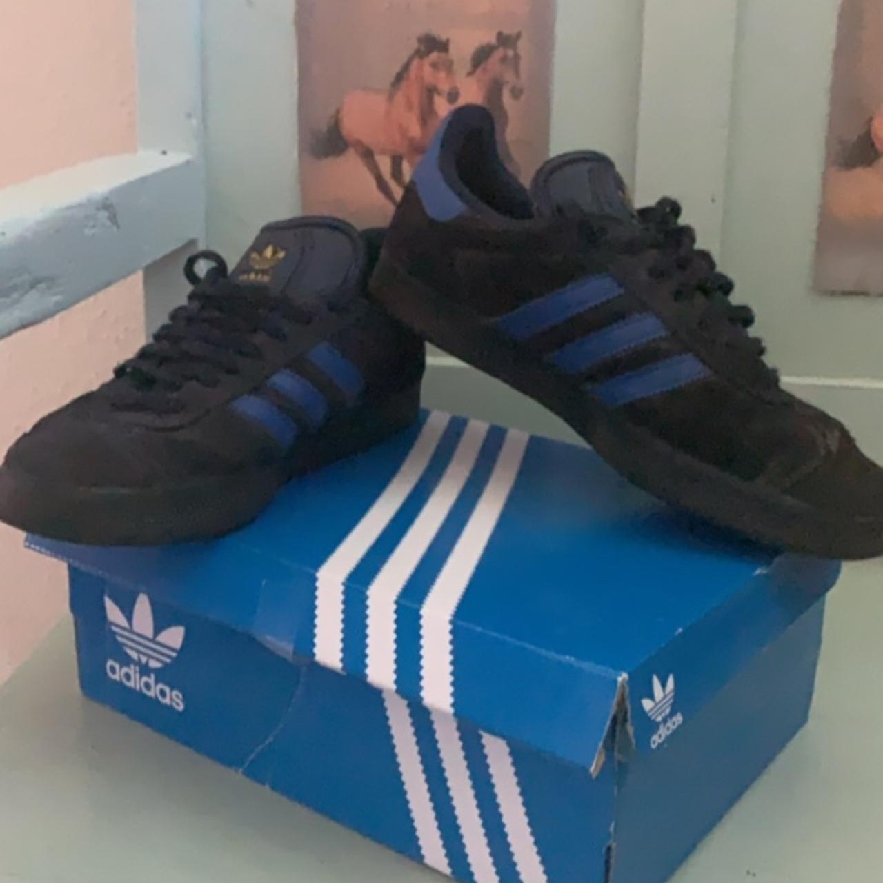 adidas gazelle size 6 good condition 8/10 - Depop