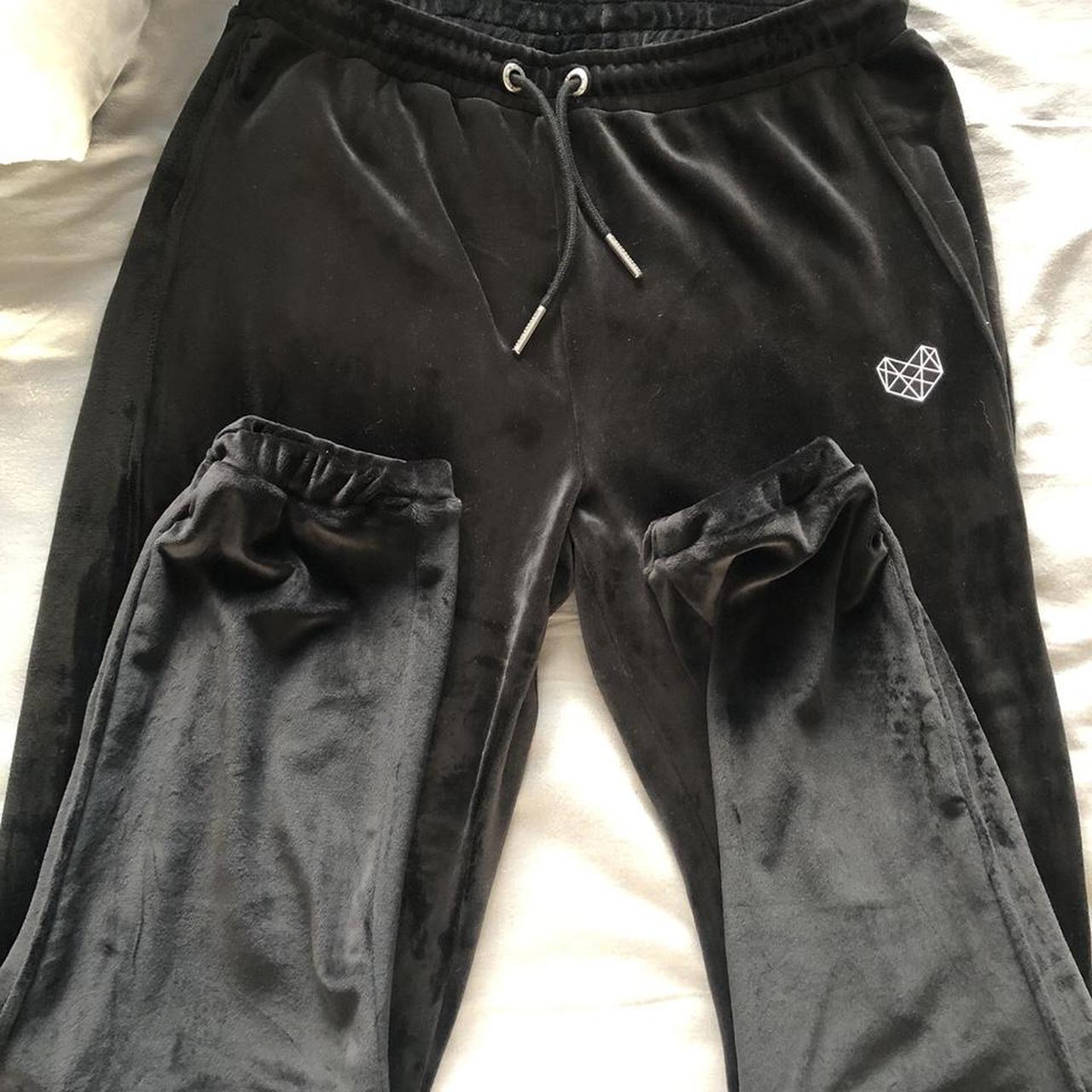 Pink soda outlet black joggers