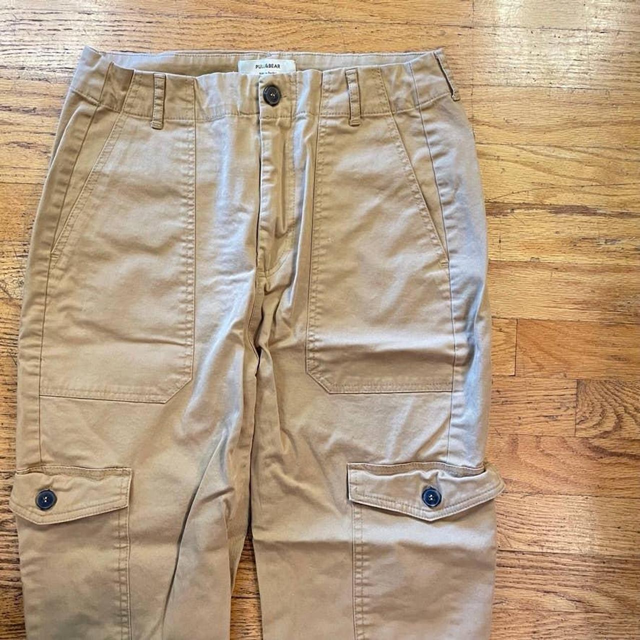 Pull&Bear Cargo Pants Women's 6 Good... Depop