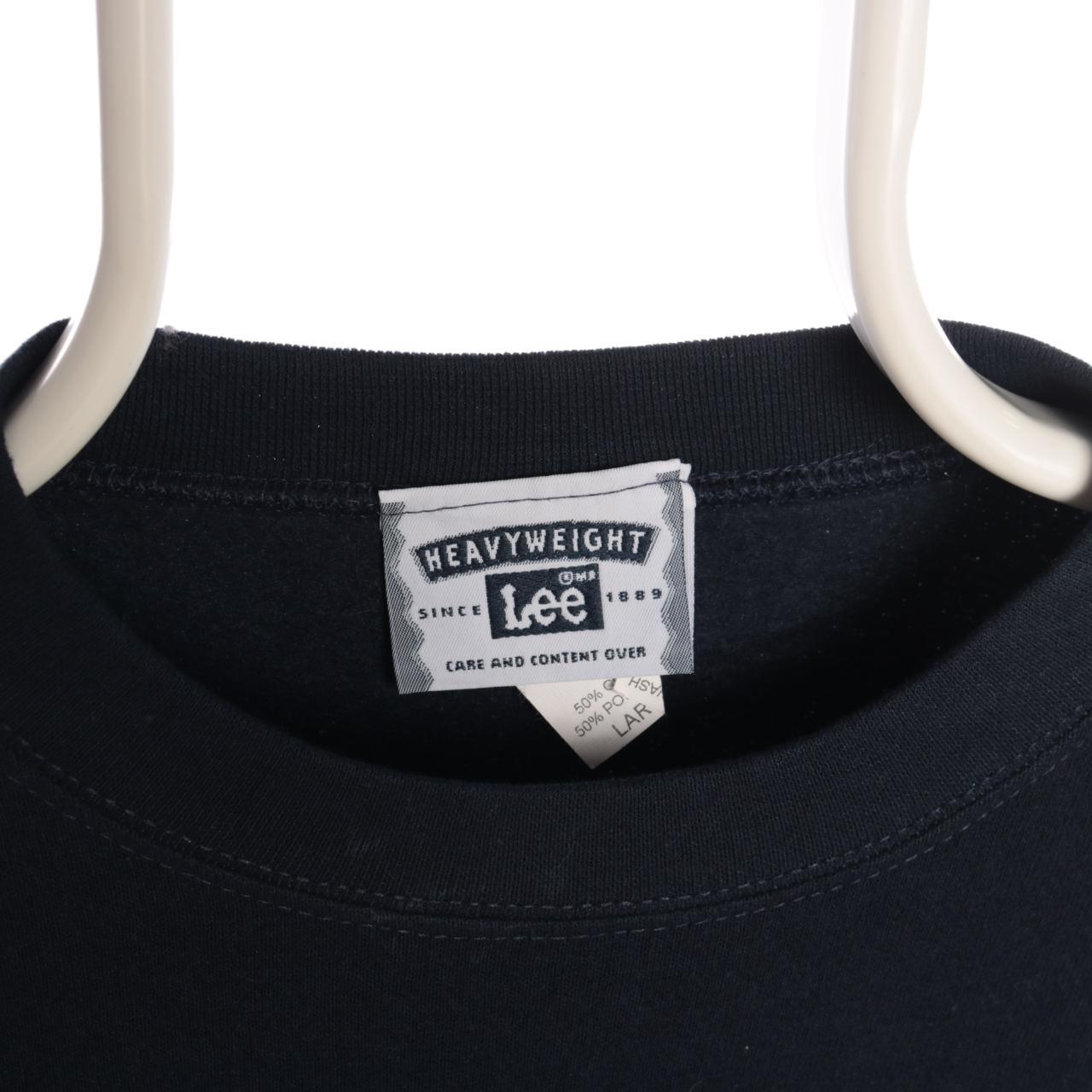 Product Image 4 - Vintage Lee Sweatshirt

Lee 90's Sweatshirt
Crewneck