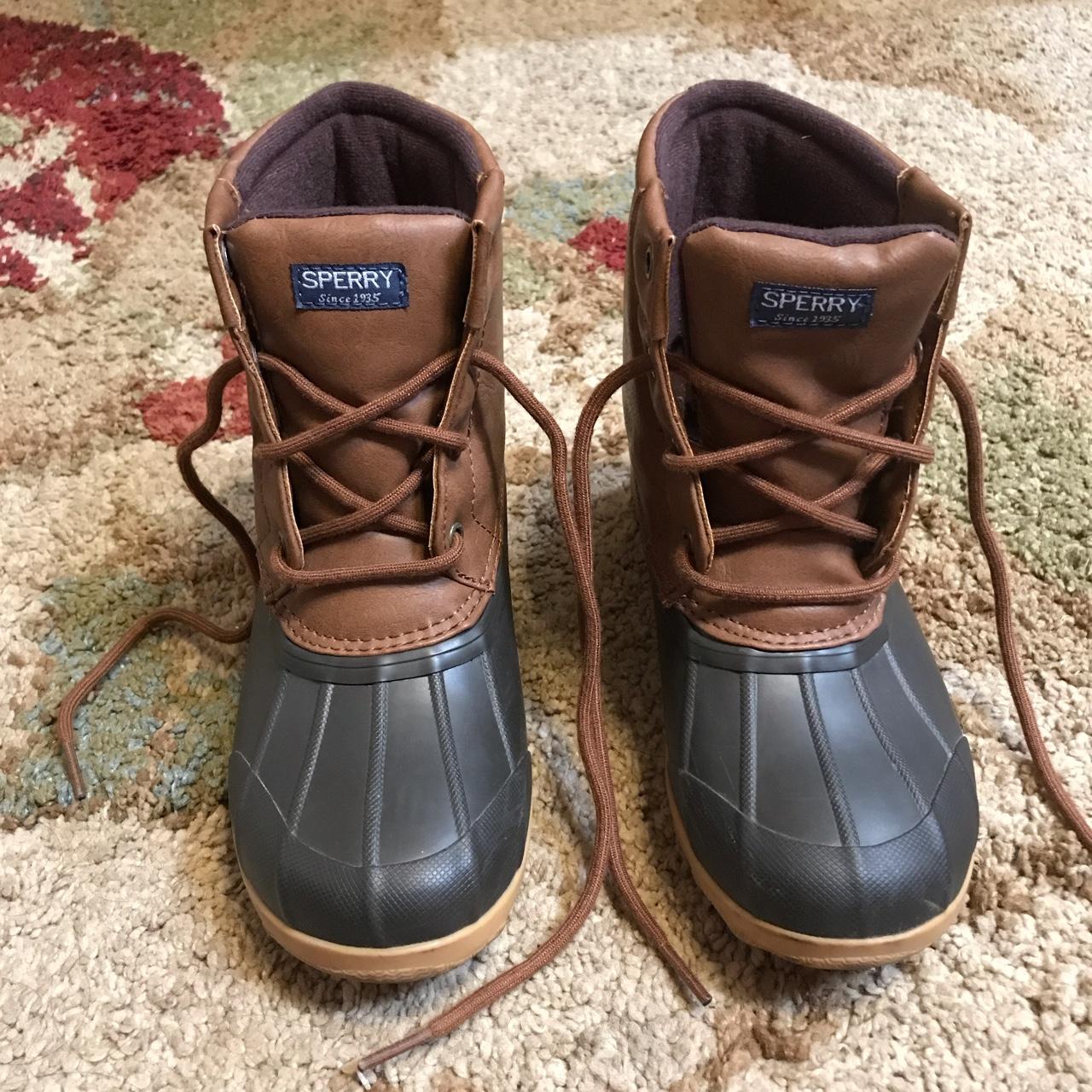 boys boots size 2