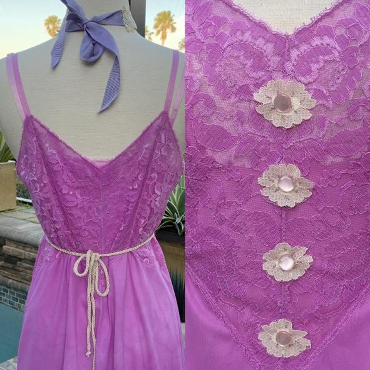 Vintage Lace Bridesmaid Dresses with Purple Cream