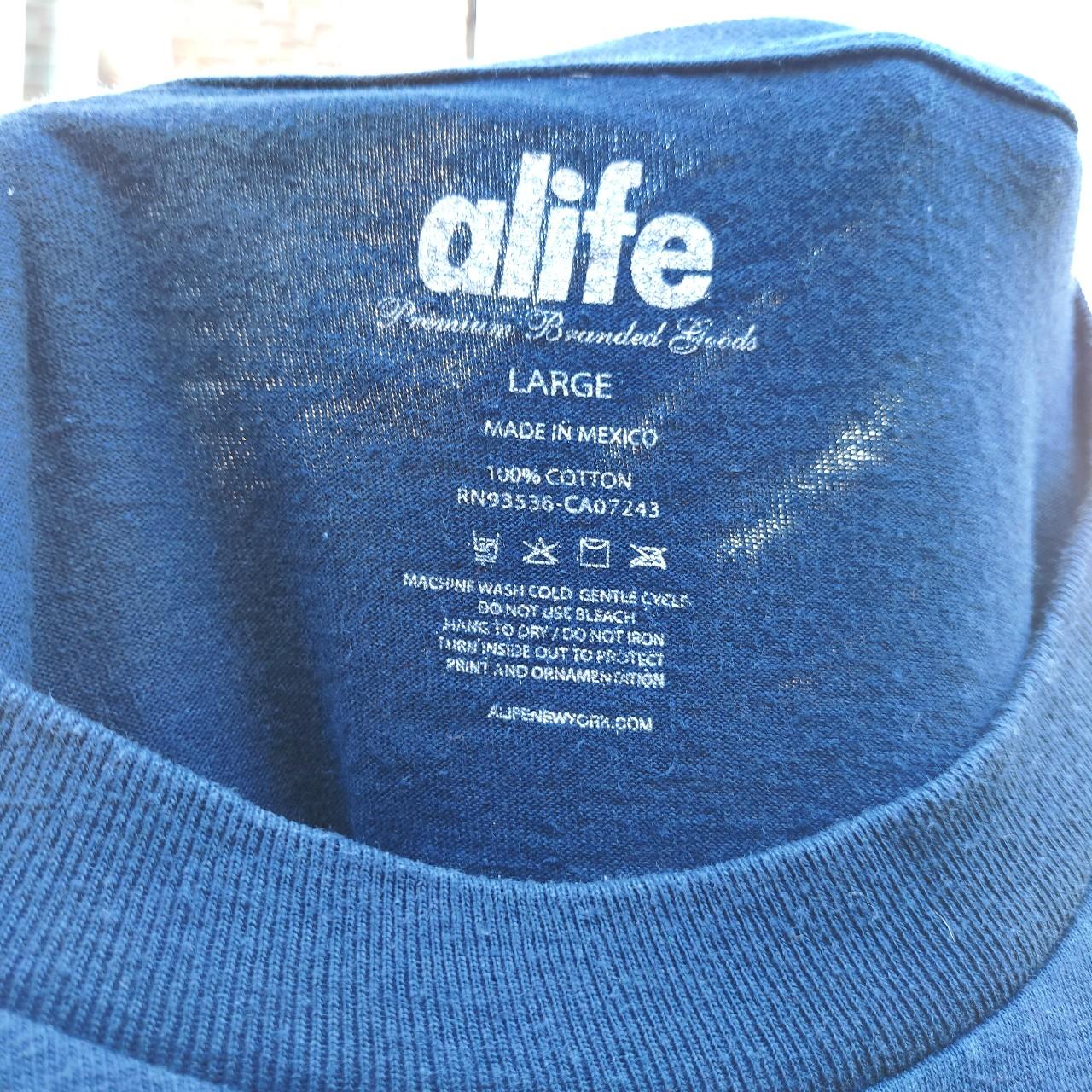 Alife Men's Blue and White T-shirt (4)