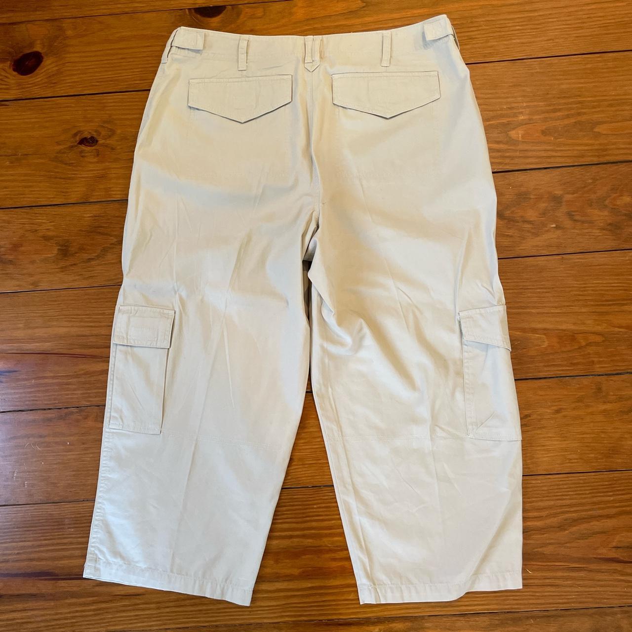 Product Image 4 - Cropped capri khaki cargo pants