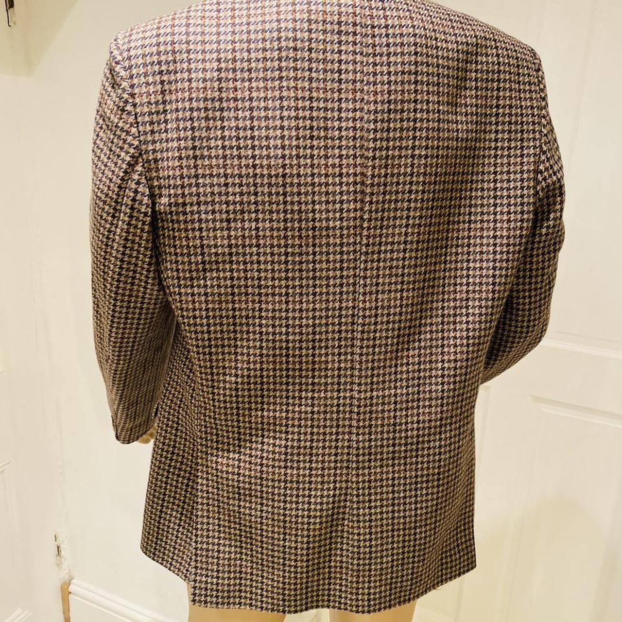 Nice Mens vintage tweed jacket made in England by... - Depop