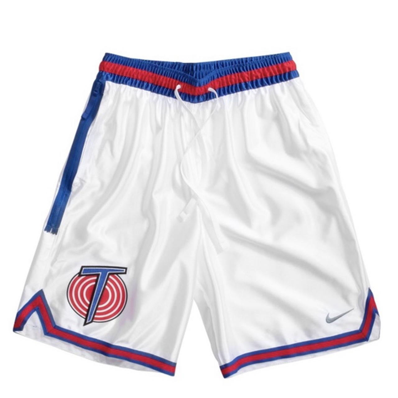 looney tunes shorts nike