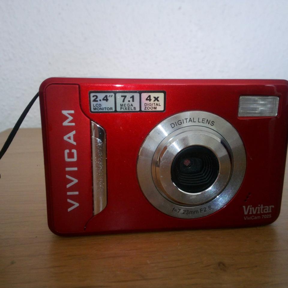 vivitar vivicam 7025