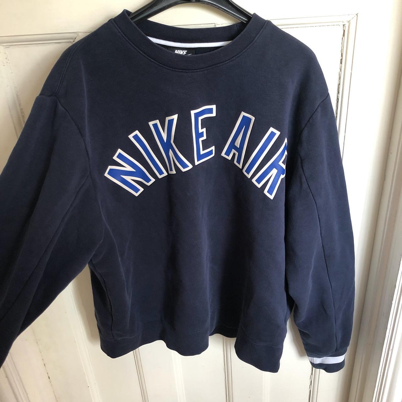 oversized retro sweatshirt