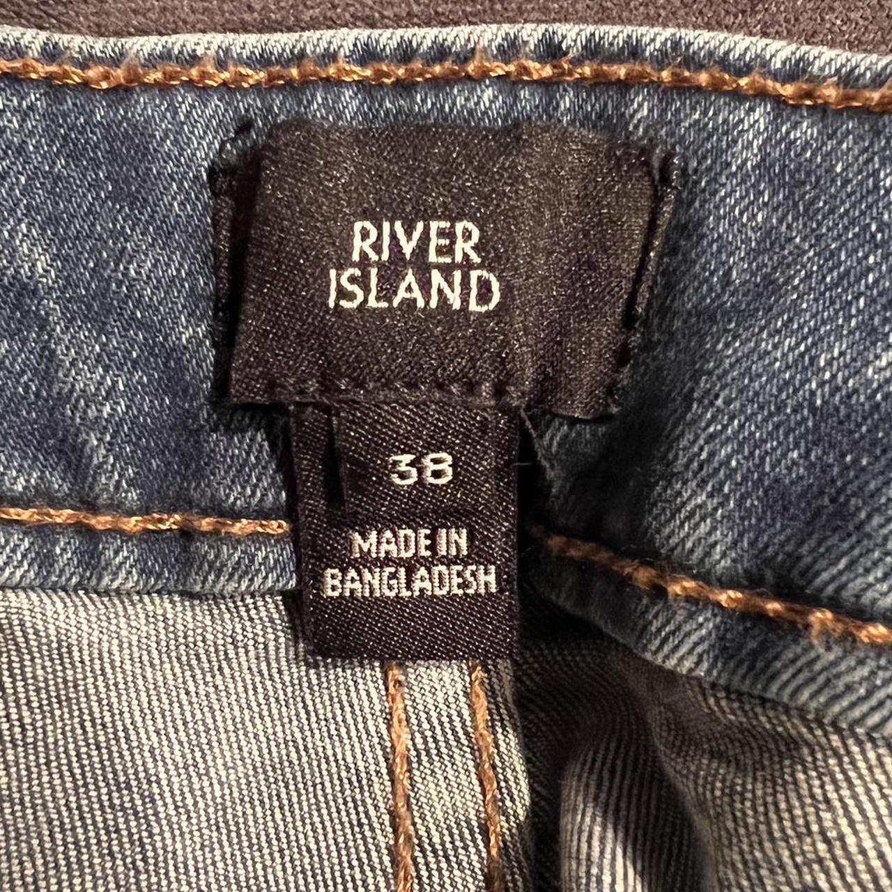 River Island Men's Blue Shorts (3)