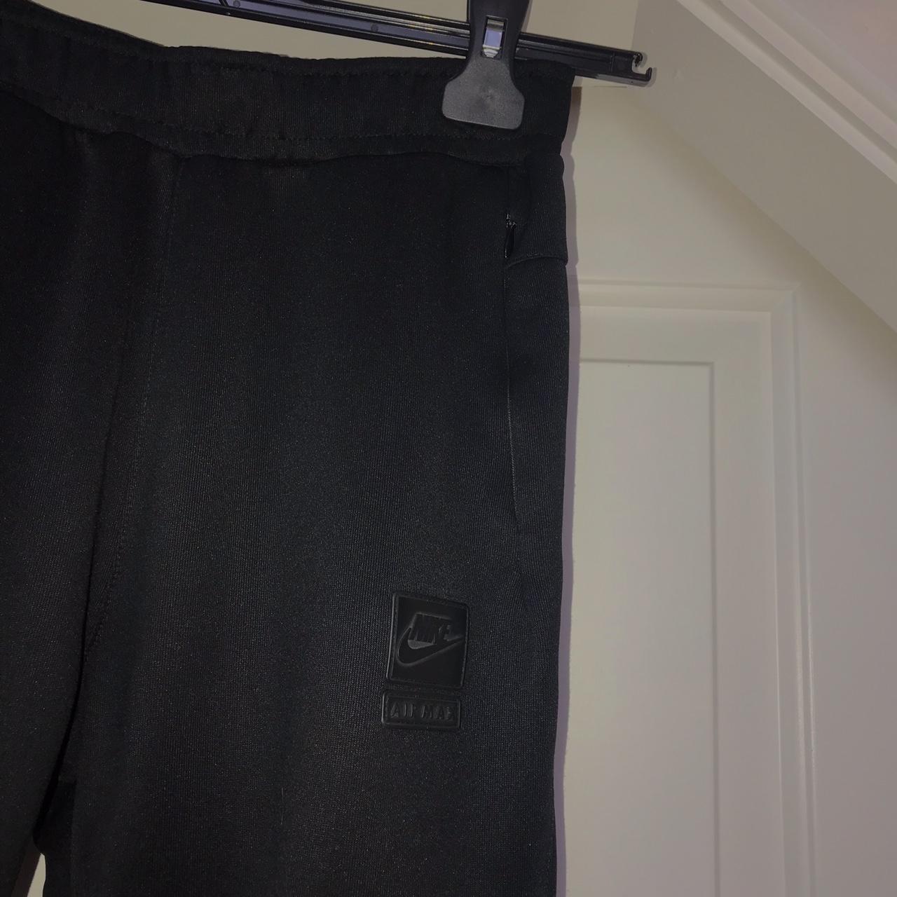 mens nike air max joggers