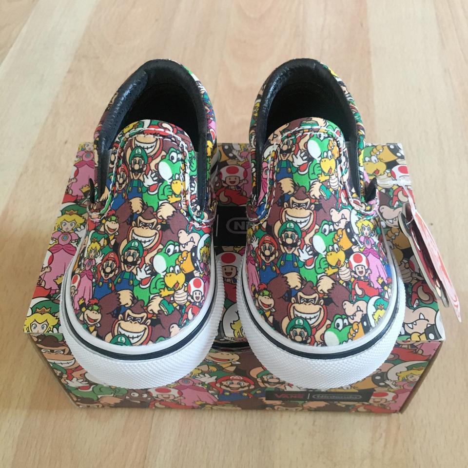 Vans x nintendo mario bros classic 2025 slip on shoes