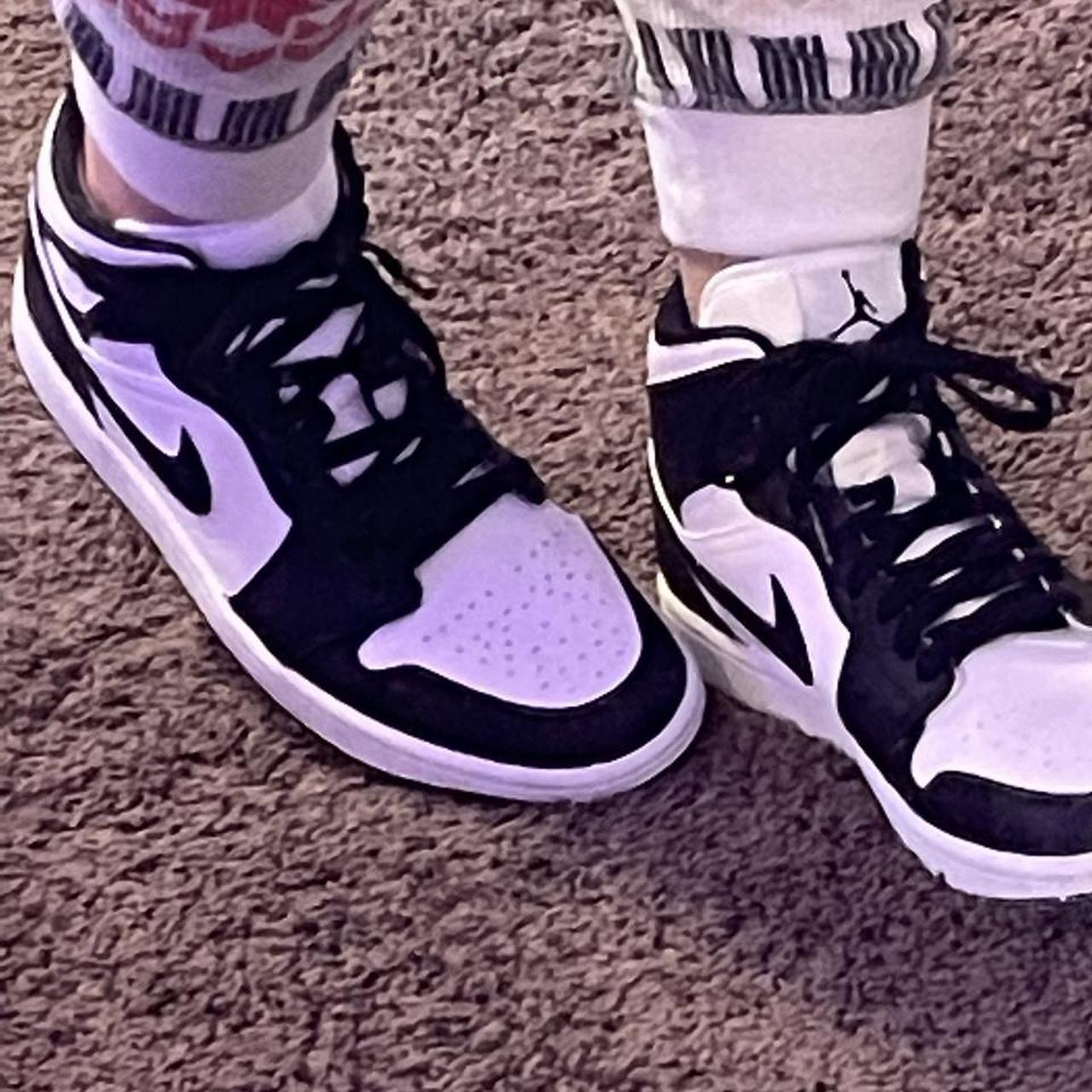 blackand white jordans