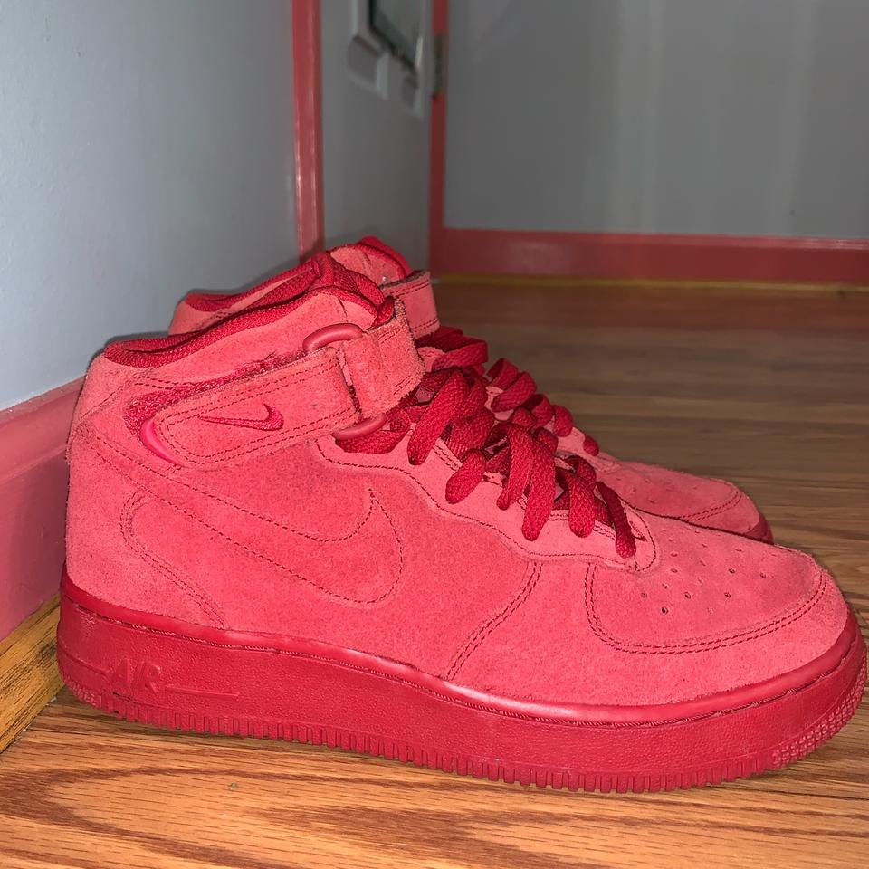 Nike air force outlet 1 mid red suede