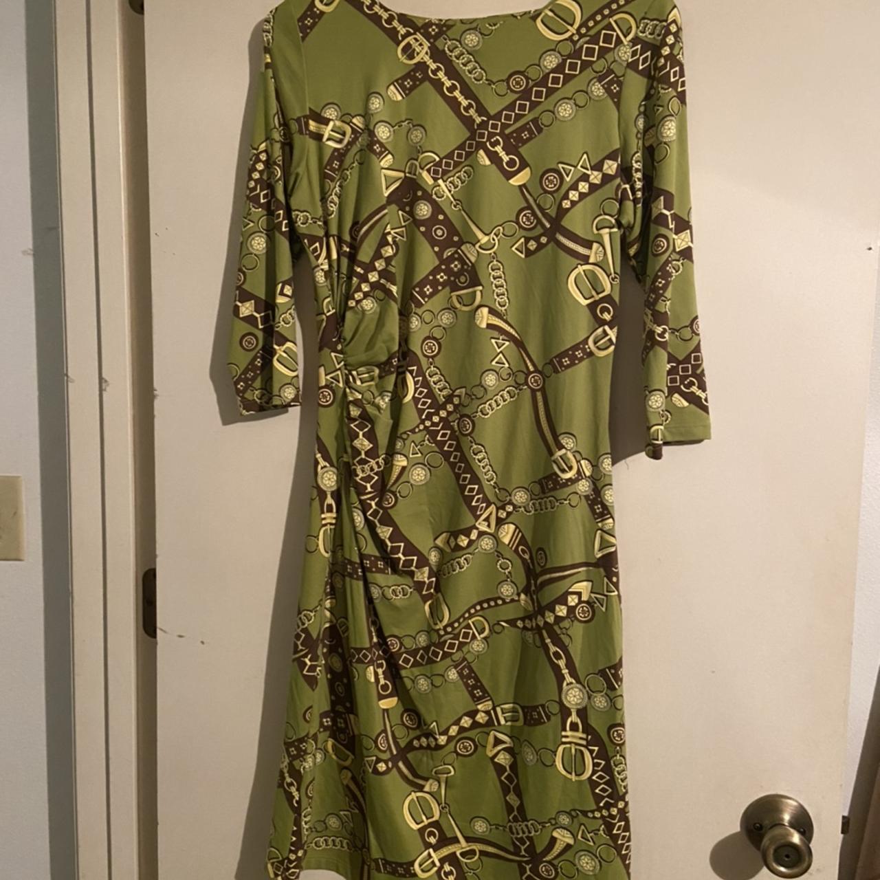 Green j. McLaughlin Small dress with 3/4 sleeves... - Depop