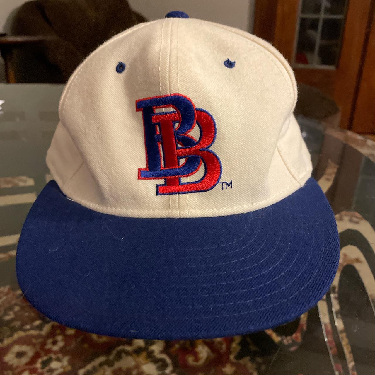 Vintage Rare Buffalo Bills NFL Pro Shop by Antiqua USA Red White