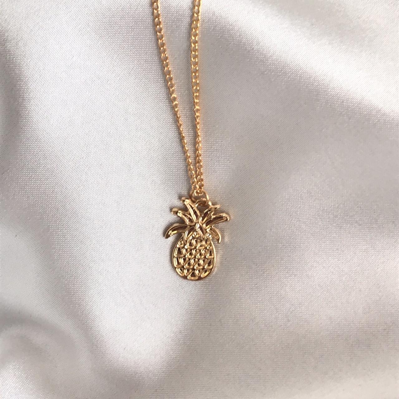 Women's Gold Jewellery | Depop