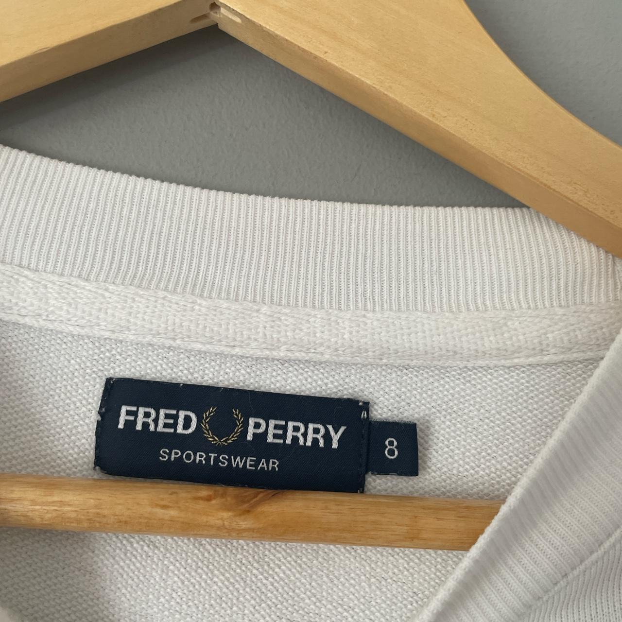 Fred Perry Women's White Sweatshirt | Depop