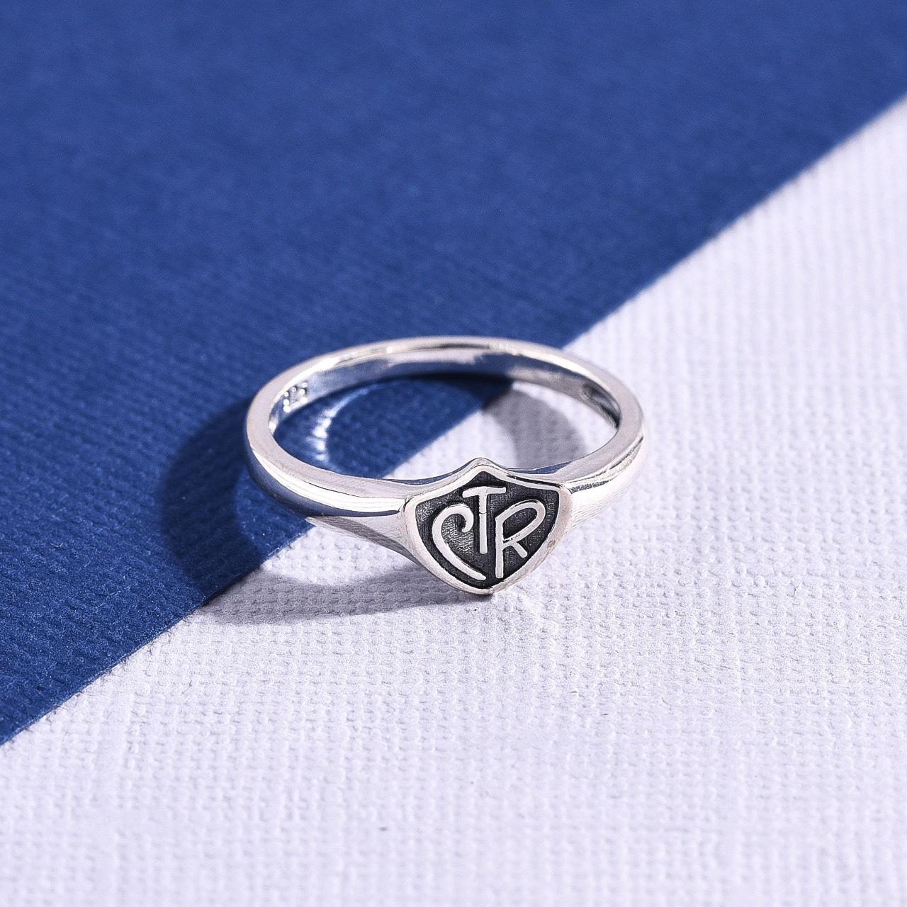 Sterling Silver Ctr Ring Size 7 Will Ship Same Day Depop