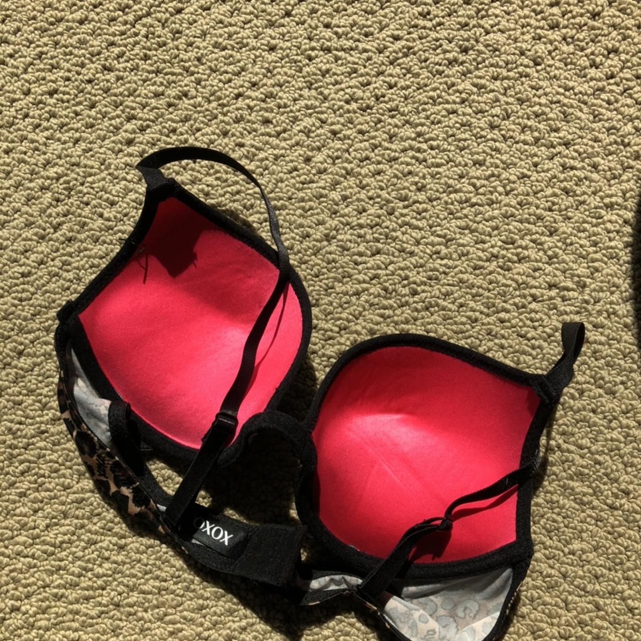 XOXO Women's Bra Depop