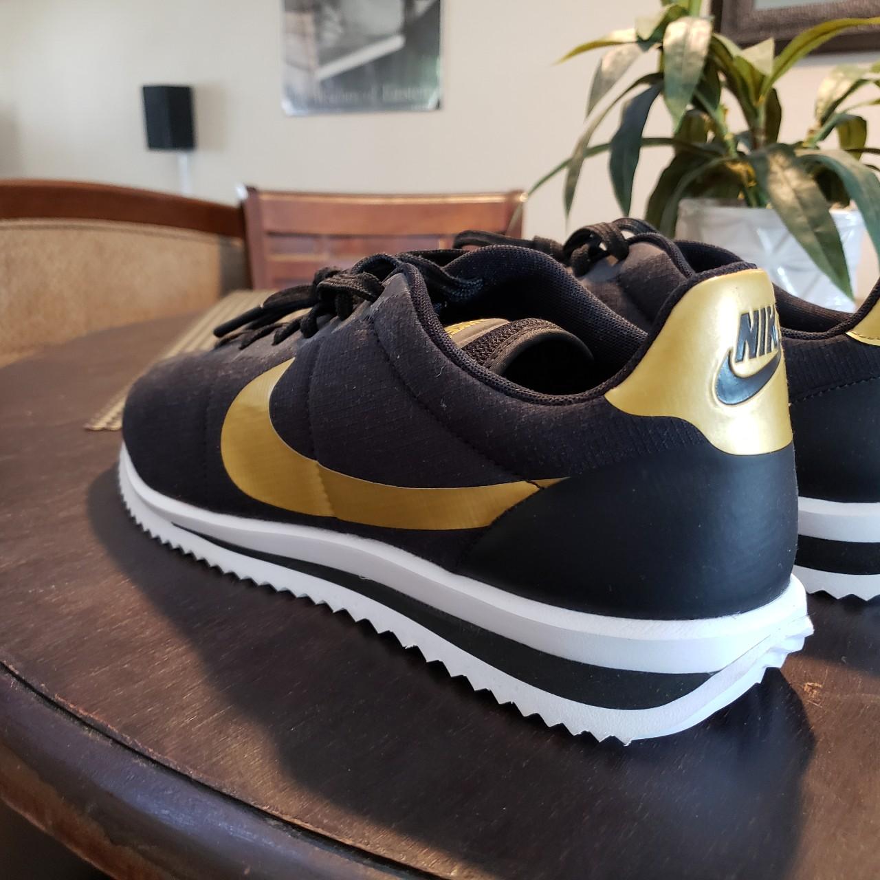 Nike cortez hotsell bruno mars