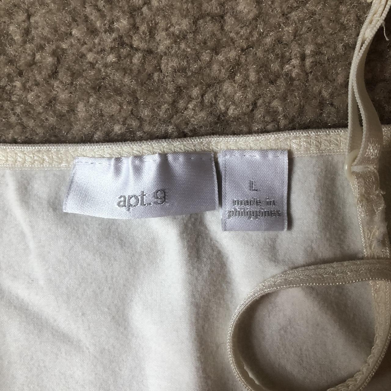 Apt. 9 Women's Cream and White Vest | Depop