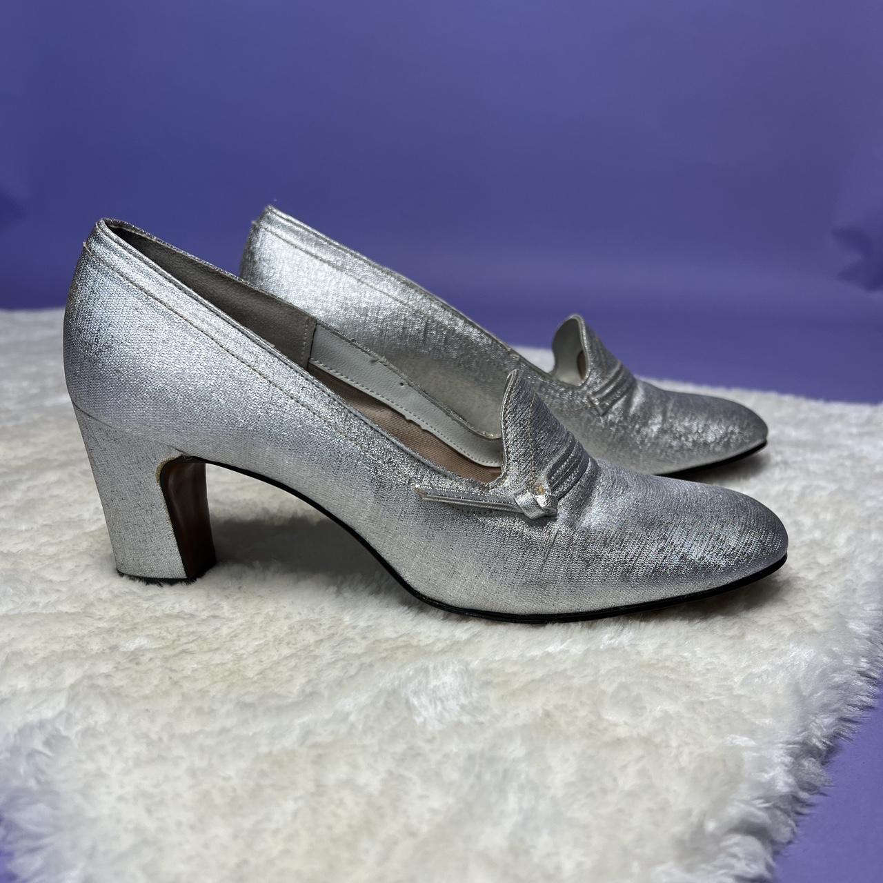 1960s Thom McAn loafer style heeled shoes. Slip on... - Depop