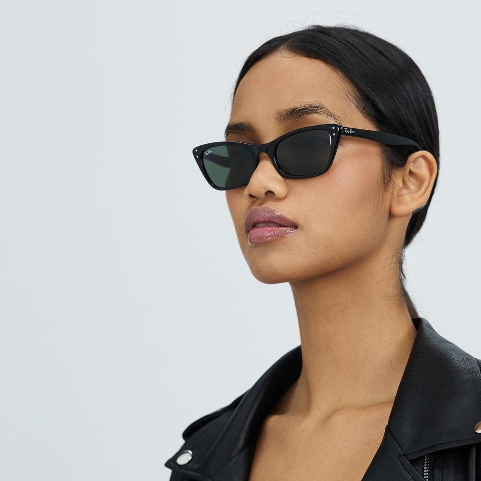 Ray-Ban Women's Black Sunglasses | Depop