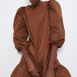 ZARA SS20 Voluminous Puff Sleeve Taffeta Dress XS S M Fuchsia Bright Pink ZARA SS20 Voluminous Puff Sleeve Taffeta Dress XS S M Fuchsia Bright Pink