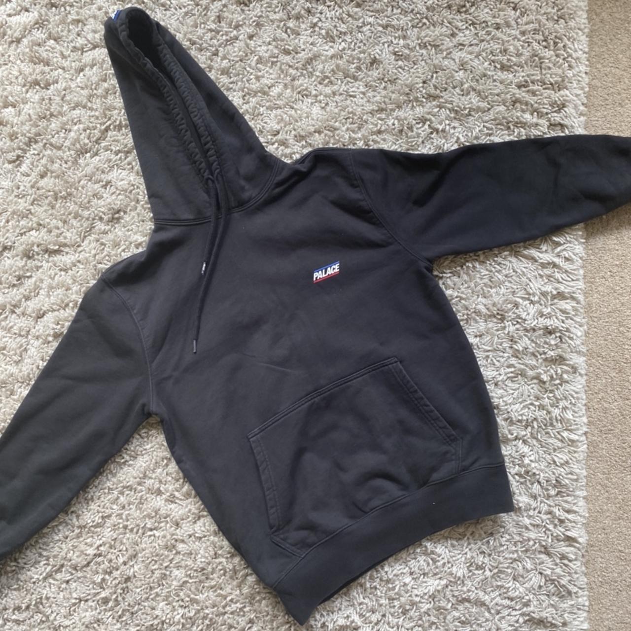 Palace basically hot sale a hood