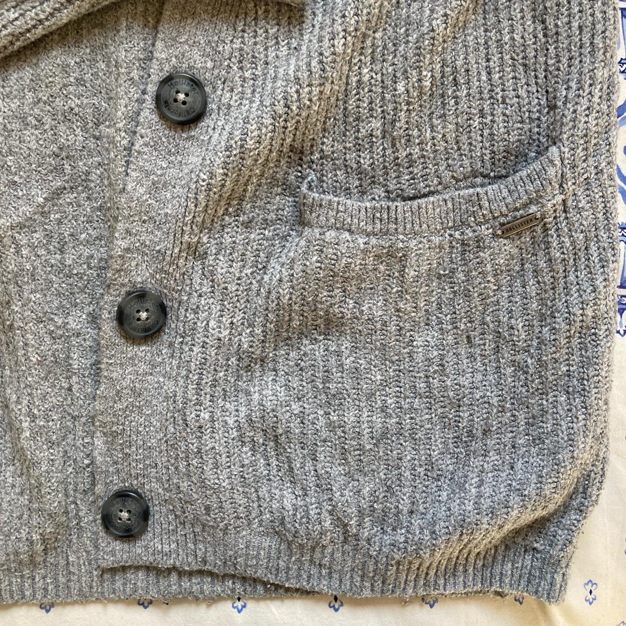 Hollister Co. Women's Grey Cardigan | Depop