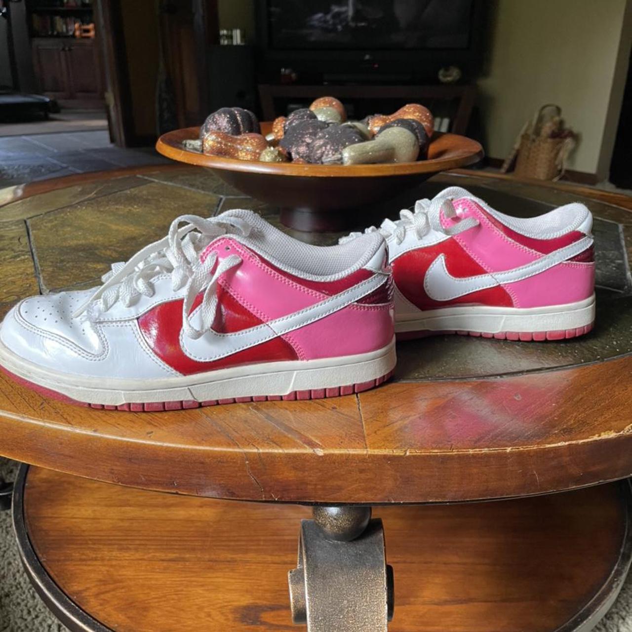 2008 Nike Dunk Low Valentine’s Day Edition....