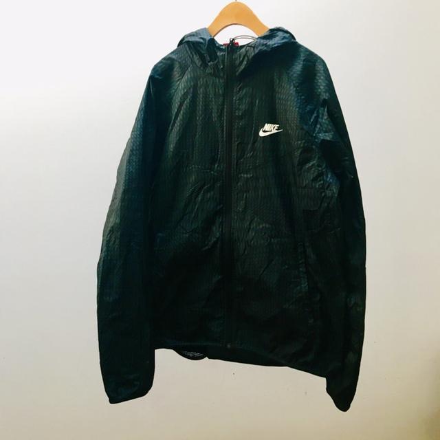 nike forest green windbreaker