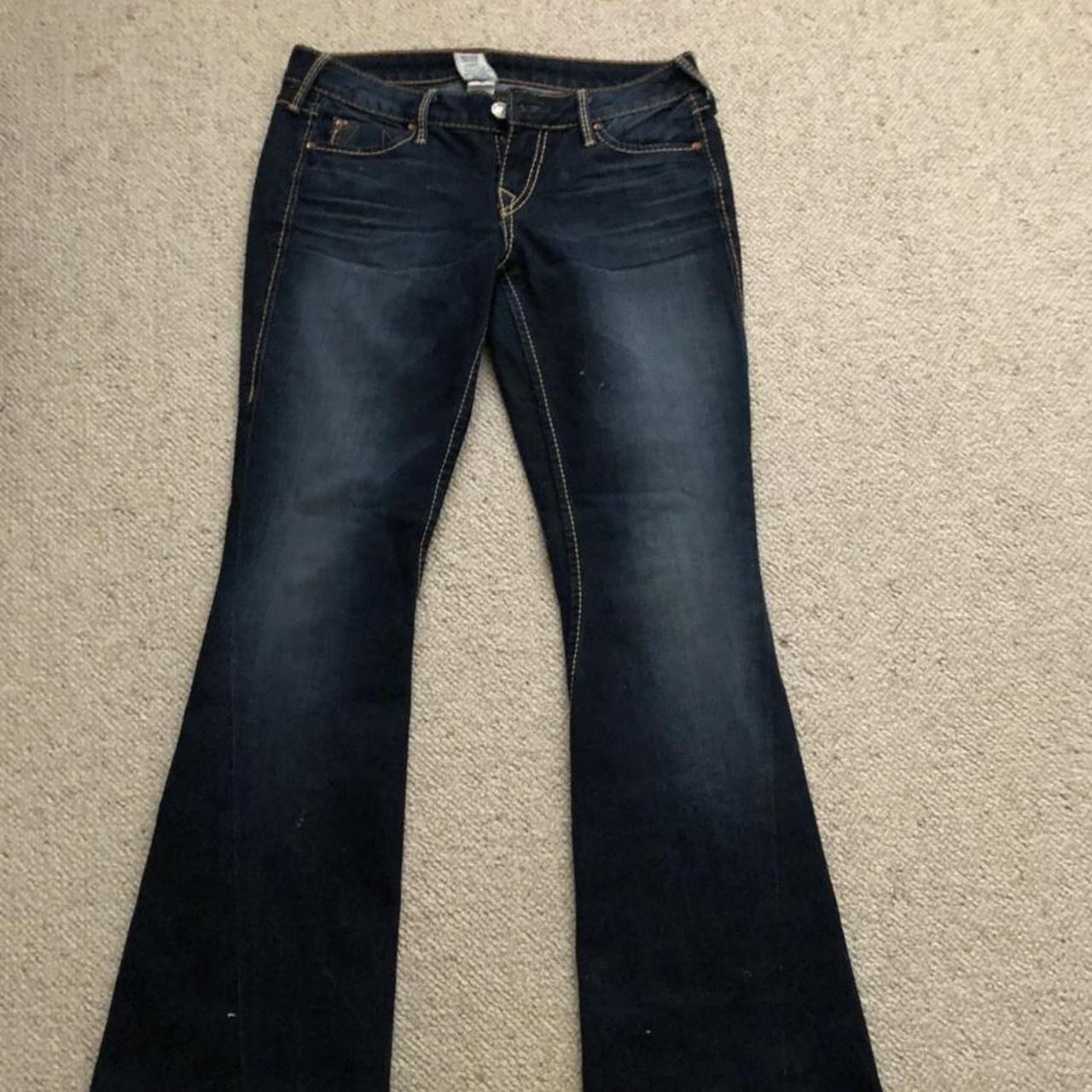 True religion flared jeans Size 6-8 low waisted fit - Depop