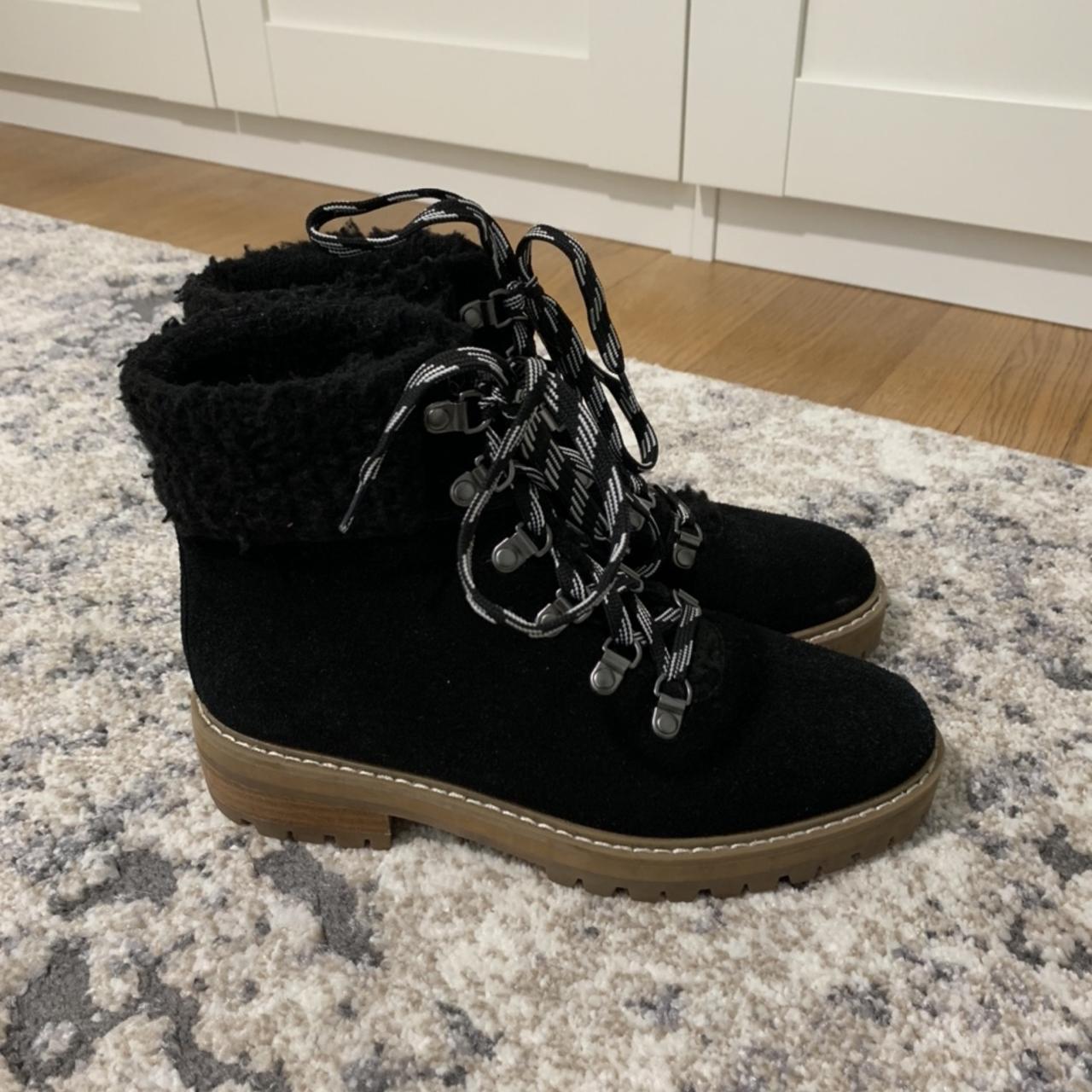 Renvy hiking hot sale boots