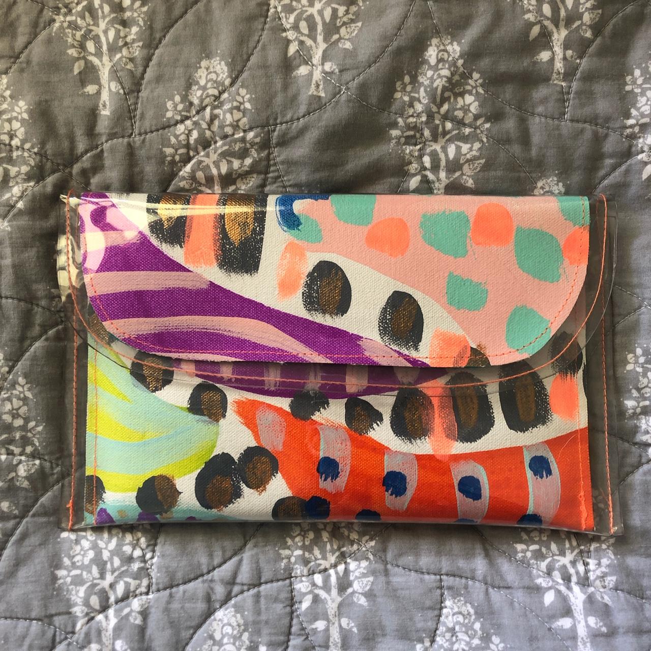 tiff manuell wallet