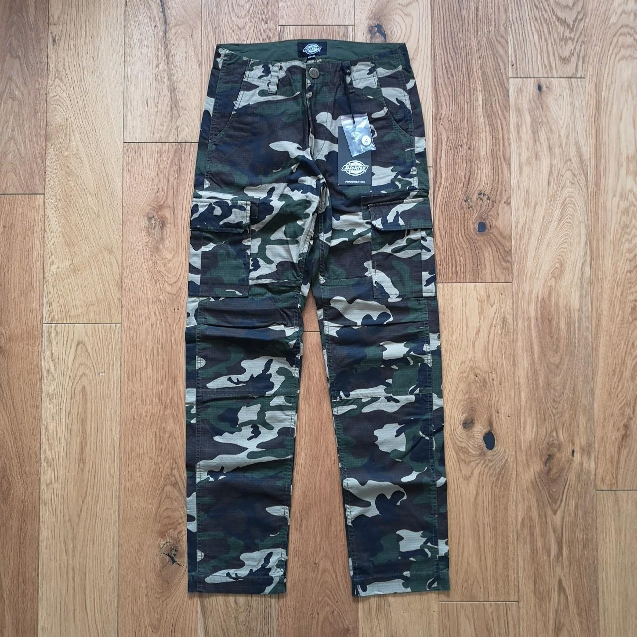 Dickies sample cargo pants 28x32 Camo - Depop