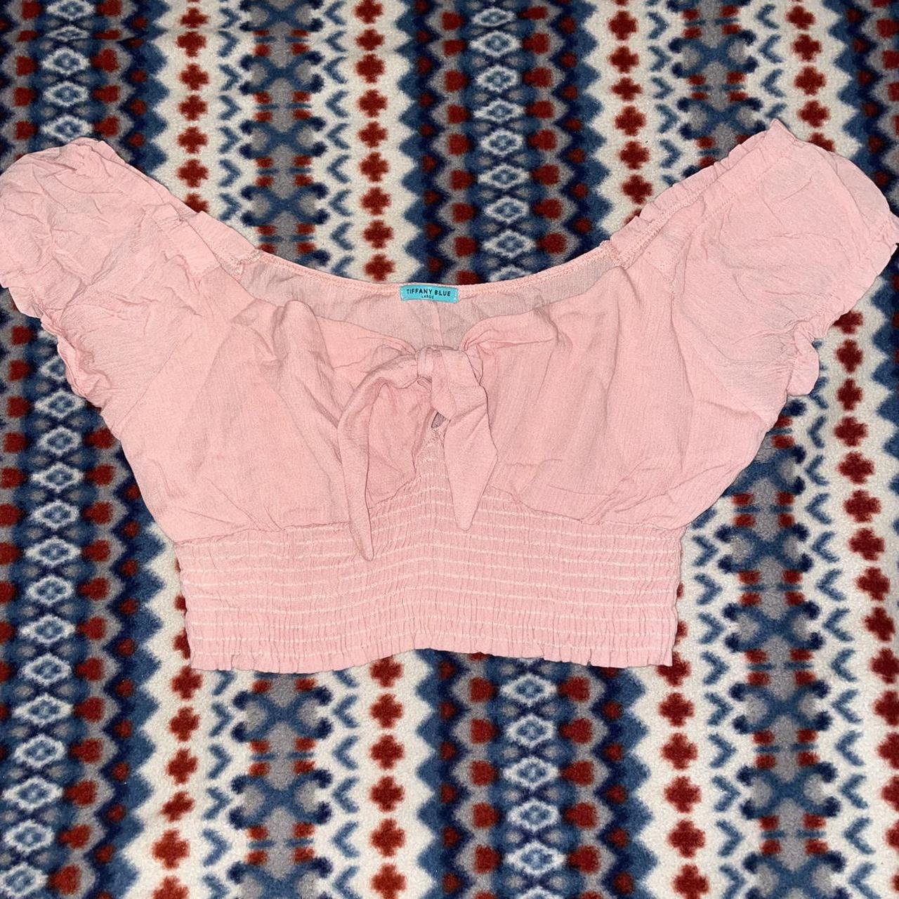 American Eagle Outfitters Women's Pink Crop-top | Depop