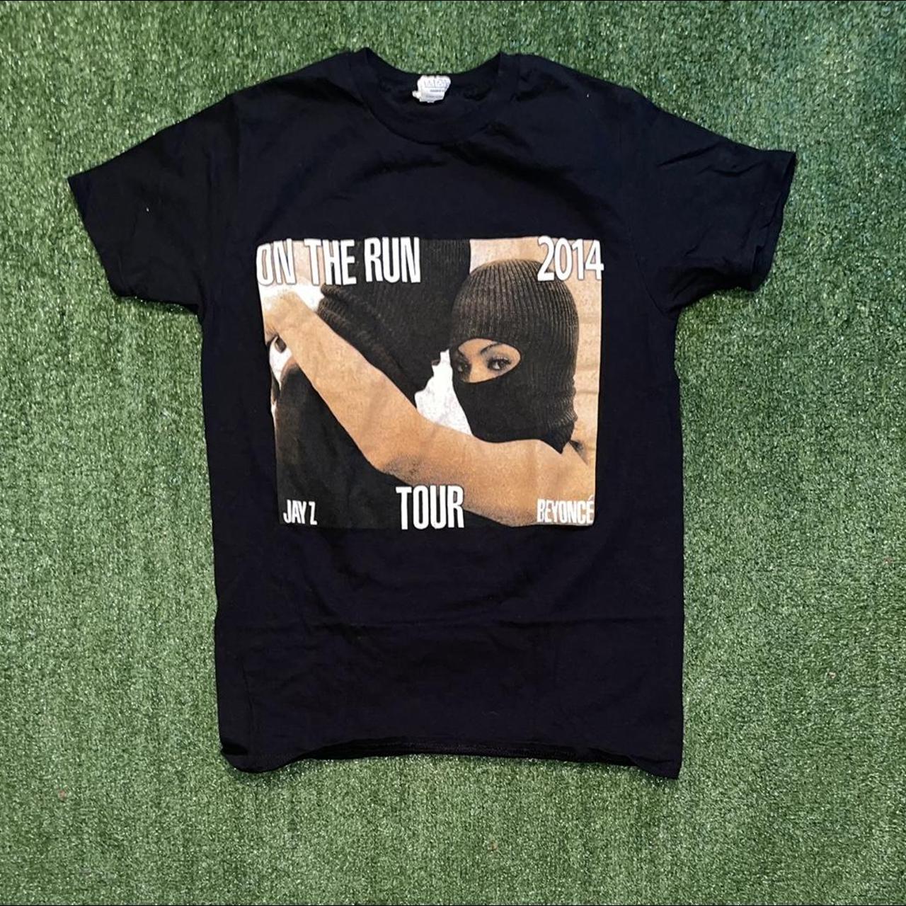 2014 Beyonce & Jay-Z On The Run Tour tee, 17.5in pit...