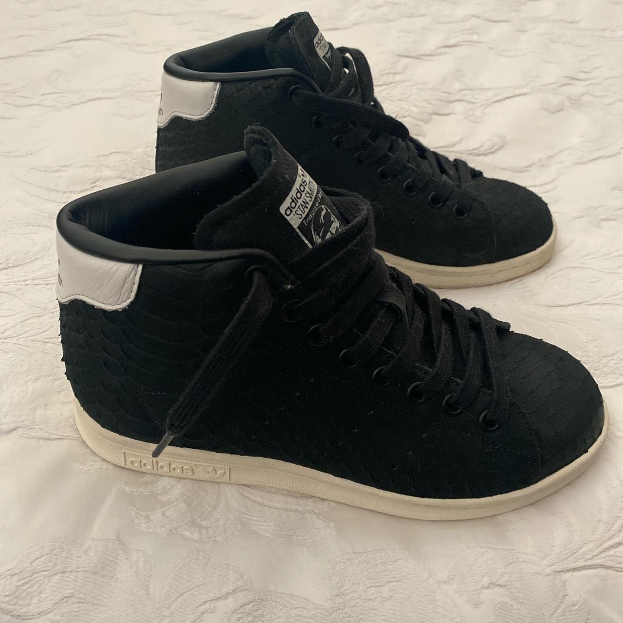 Adidas stan hotsell smith mid trainers