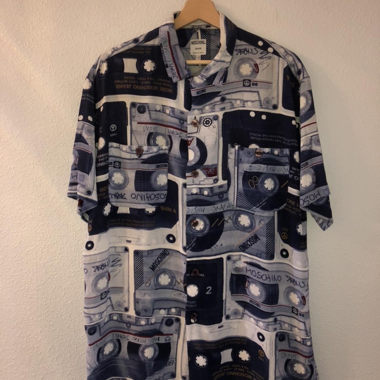 Stunning early 90s Moschino 🇮🇹 short sleeve shirt 👔... - Depop