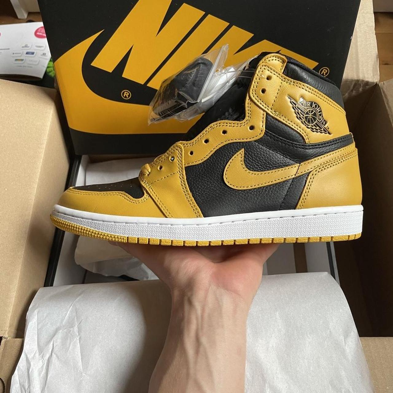 Air Jordan 1 Retro High OG Pollen DS, Size: EU42.5...