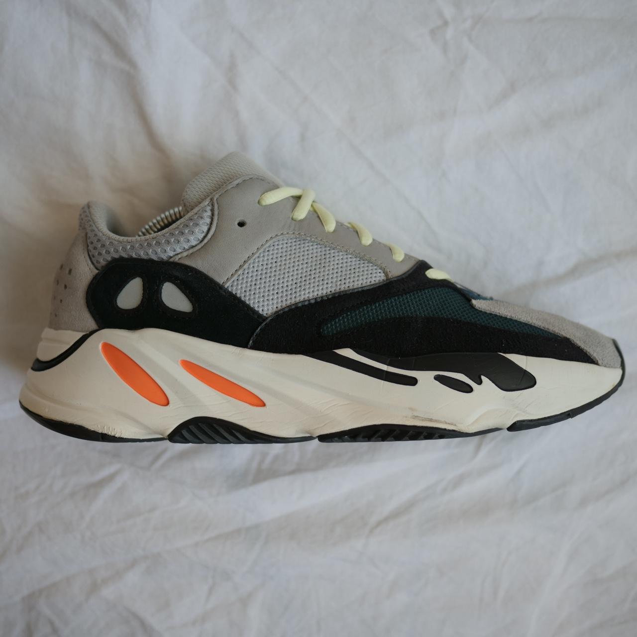 yeezy 700 og waverunner